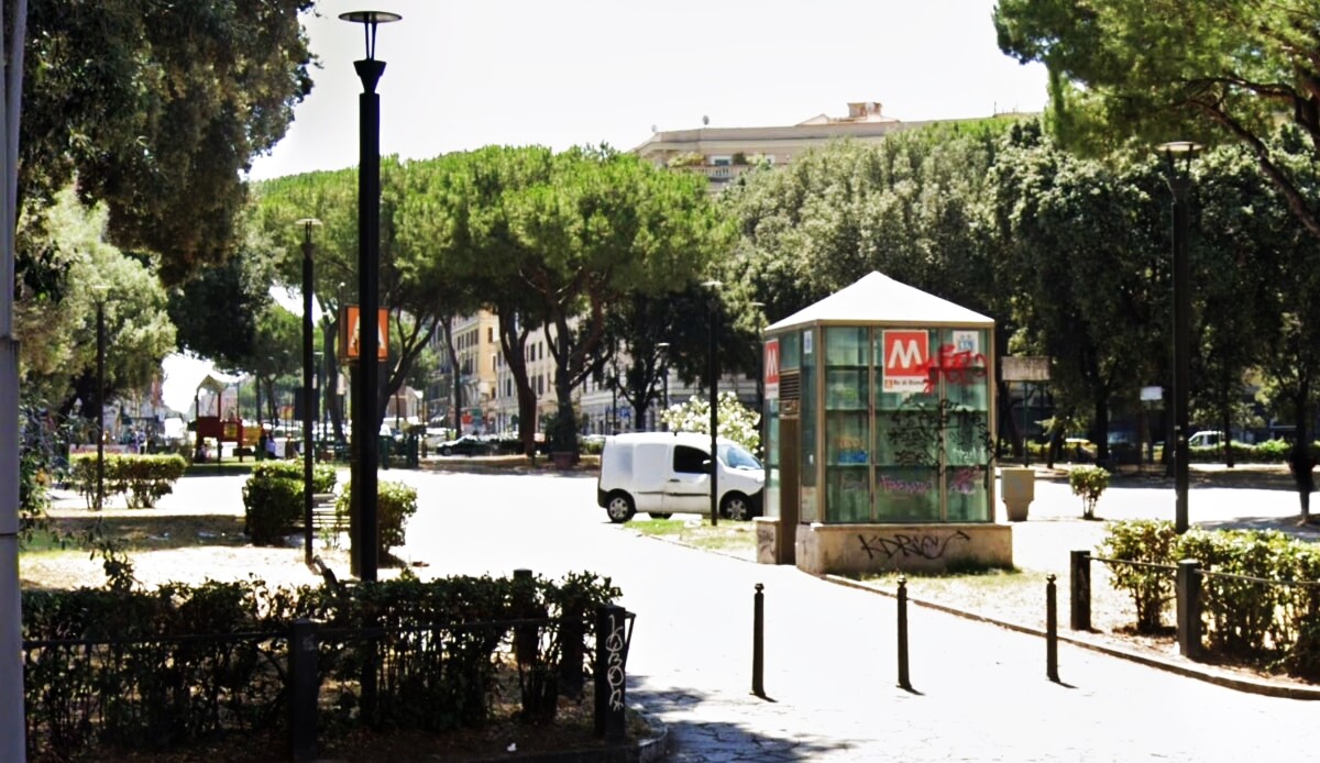 piazza-re-di-roma-foto-di-repertorio-online